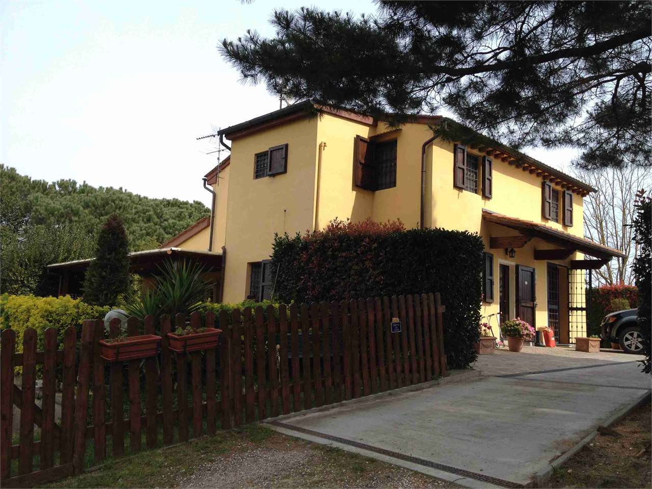 Rustico / Casale in vendita a Crespina Lorenzana, 11 locali, prezzo € 700.000 | PortaleAgenzieImmobiliari.it