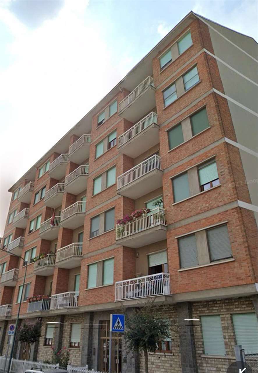 Appartamento in vendita a Chieri, 4 locali, prezzo € 260.000 | PortaleAgenzieImmobiliari.it