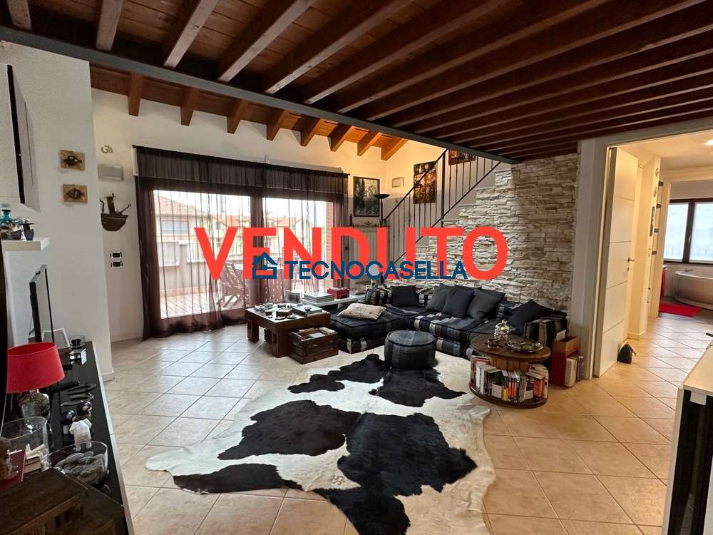 Attico / Mansarda in vendita a Arluno, 4 locali, prezzo € 298.000 | PortaleAgenzieImmobiliari.it