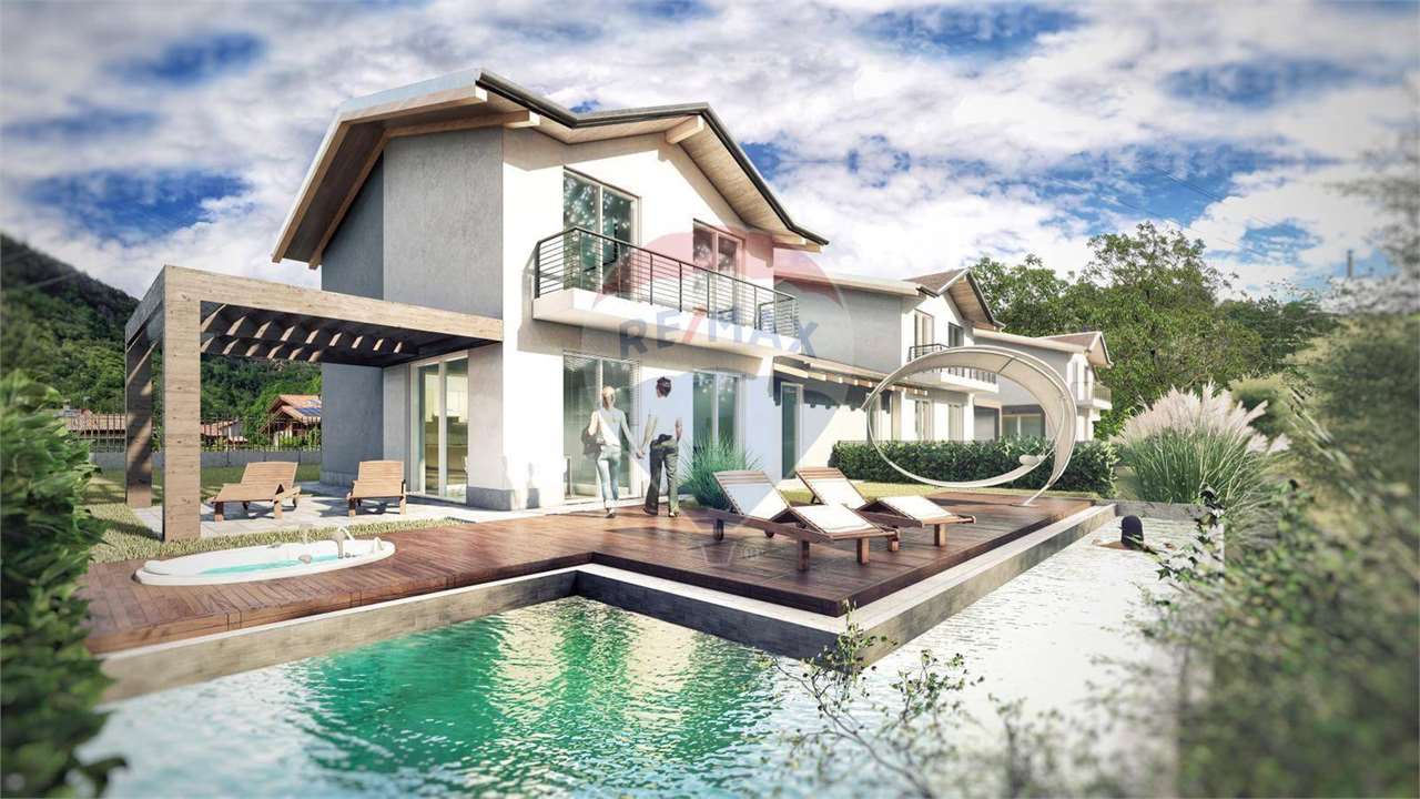 Villa in vendita a Cuasso al Monte, 4 locali, prezzo € 350.000 | PortaleAgenzieImmobiliari.it