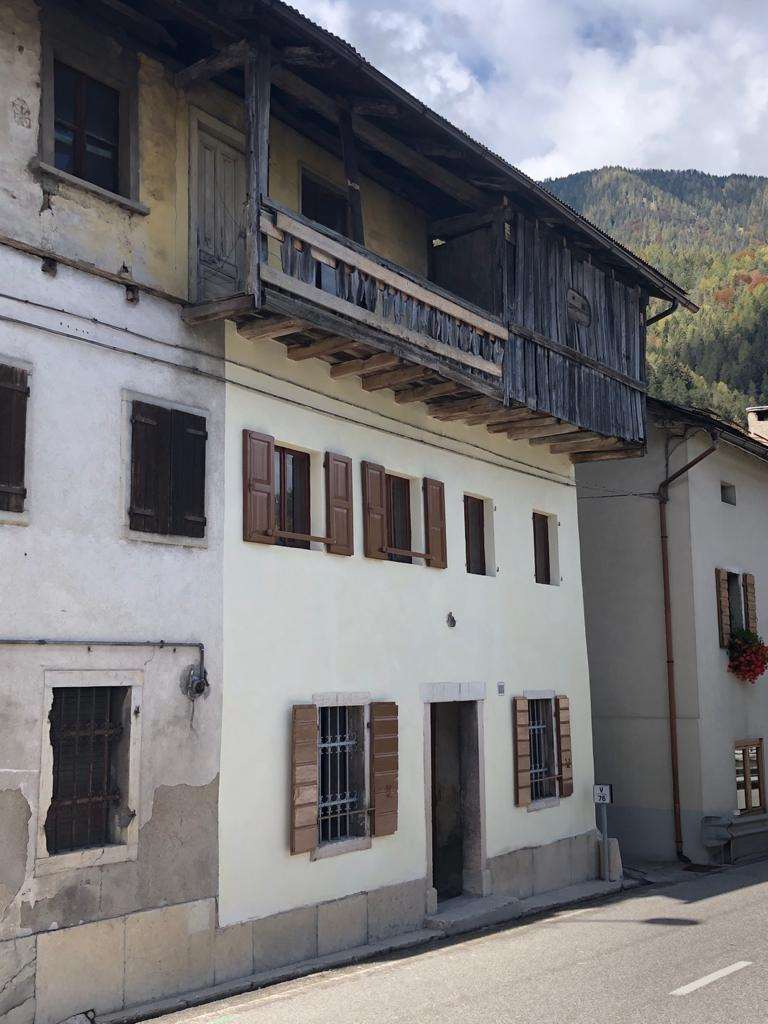Appartamento in vendita a Valle di Cadore, 5 locali, prezzo € 15.000 | CambioCasa.it