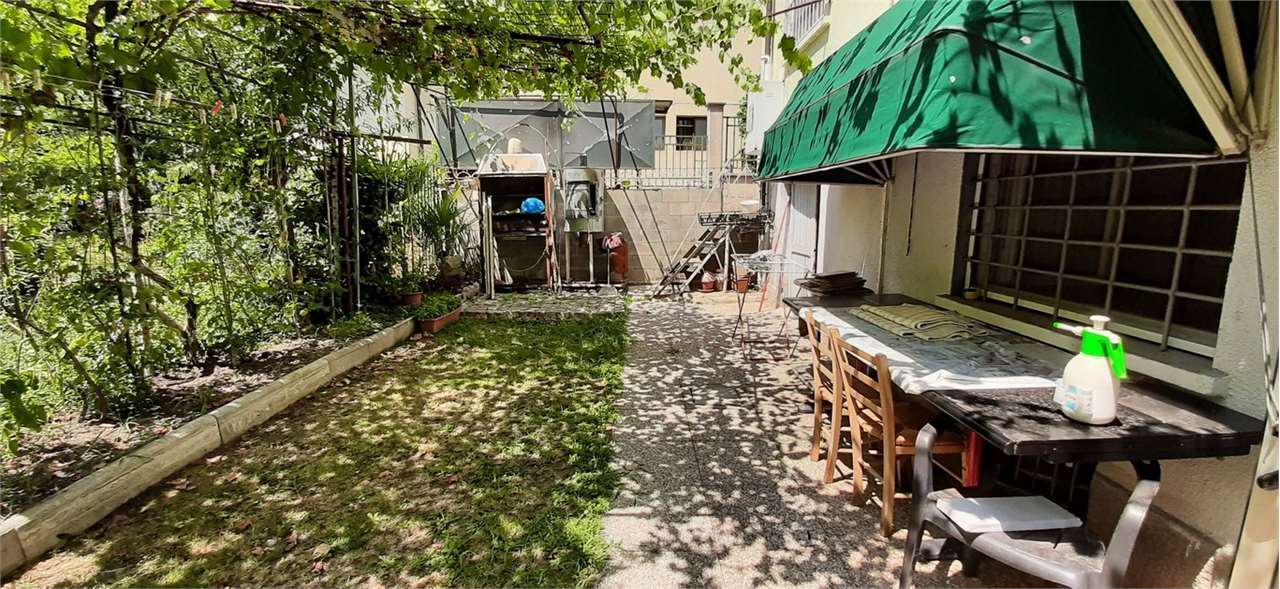 Appartamento in vendita a Mortara, 7 locali, prezzo € 165.000 | CambioCasa.it
