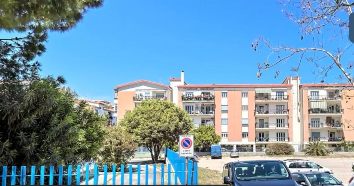 Appartamento in vendita a Cagliari, 5 locali, prezzo € 295.000 | PortaleAgenzieImmobiliari.it