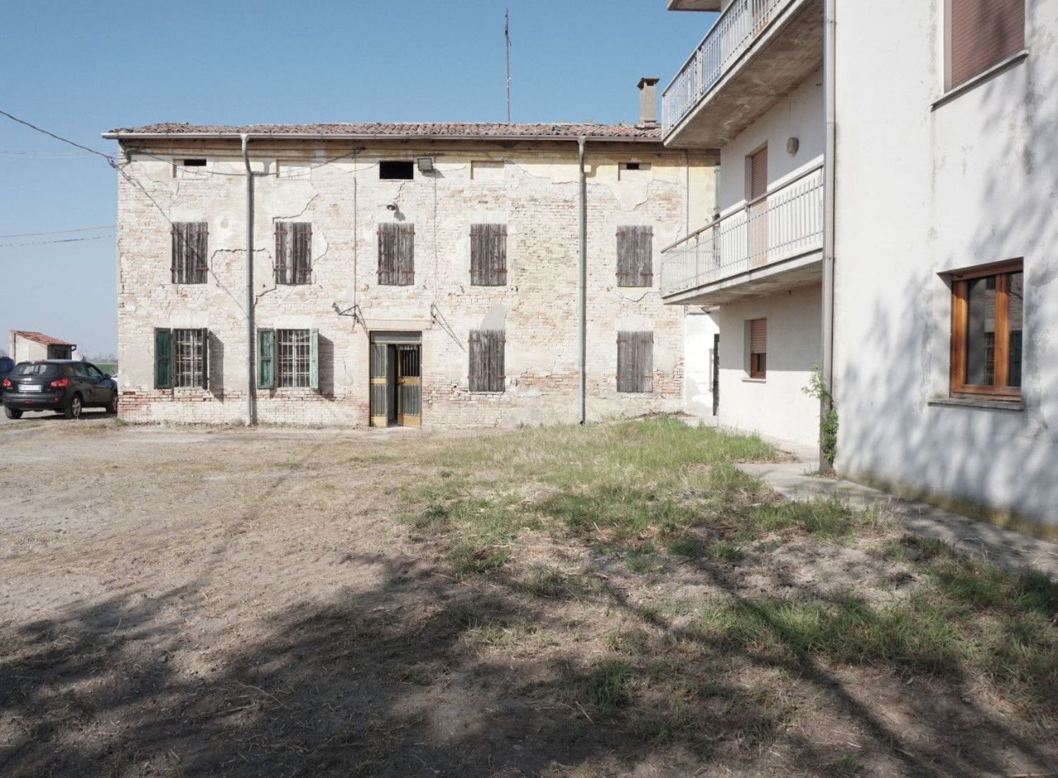 Appartamento in vendita a Parma, 5 locali, prezzo € 65.000 | CambioCasa.it