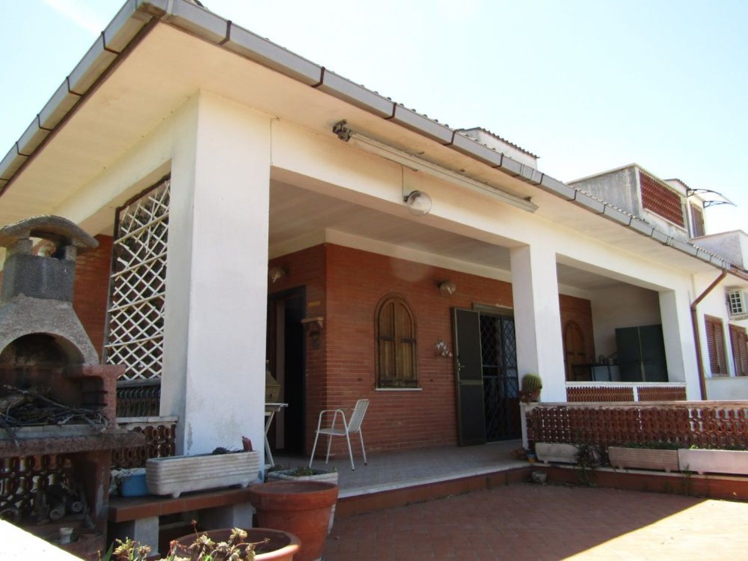 Villa Bifamiliare in vendita a Ardea, 7 locali, prezzo € 219.000 | CambioCasa.it