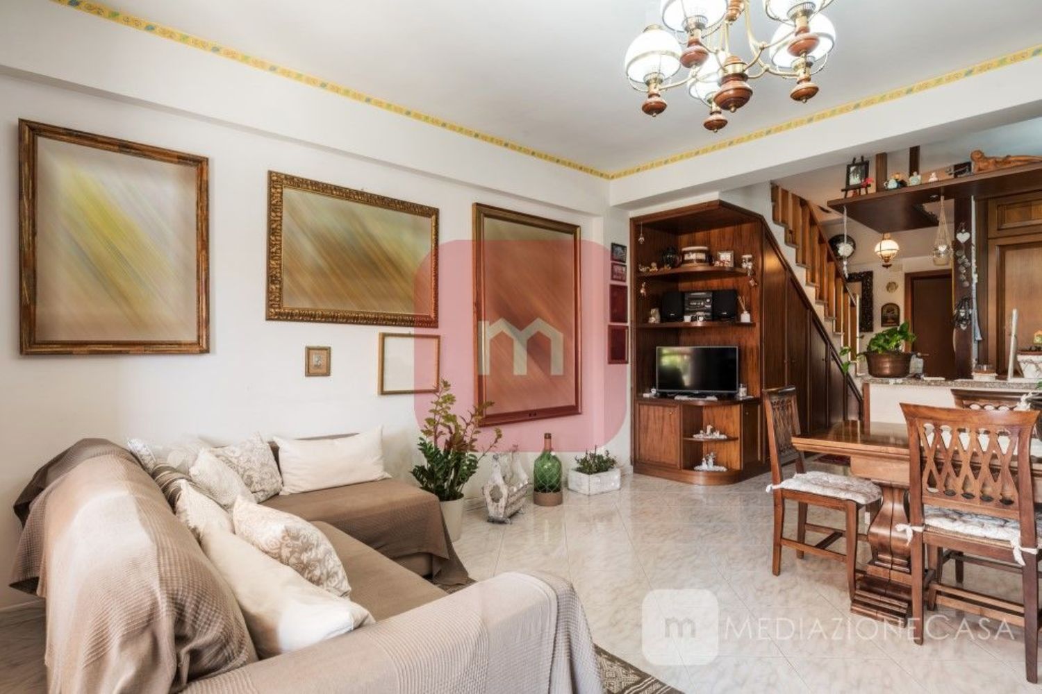 Appartamento in vendita a Monte Porzio Catone, 5 locali, prezzo € 209.000 | CambioCasa.it