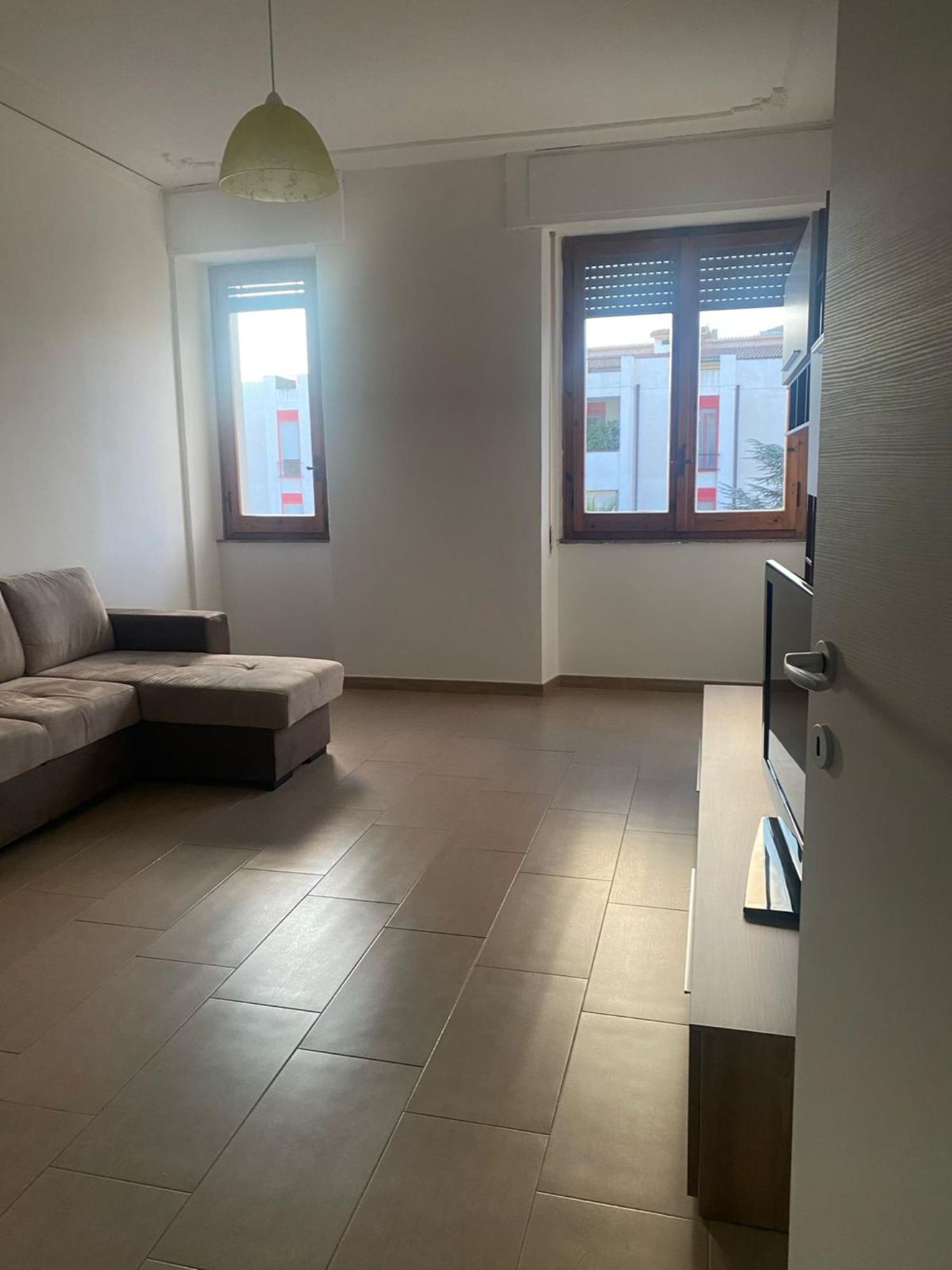 Appartamento in affitto a Cagliari, 4 locali, prezzo € 1.400 | PortaleAgenzieImmobiliari.it