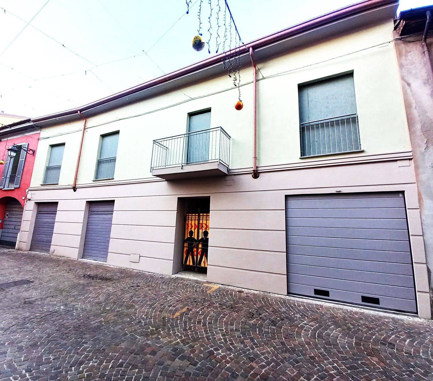 Appartamento in vendita a Treviglio, 6 locali, prezzo € 195.000 | PortaleAgenzieImmobiliari.it