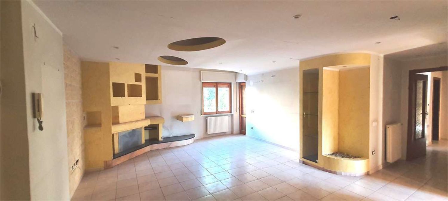 Appartamento in vendita a Montoro, 4 locali, prezzo € 155.000 | PortaleAgenzieImmobiliari.it