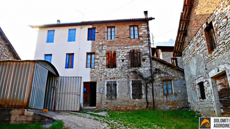 Villa in vendita a Sospirolo, 9999 locali, Trattative riservate | CambioCasa.it