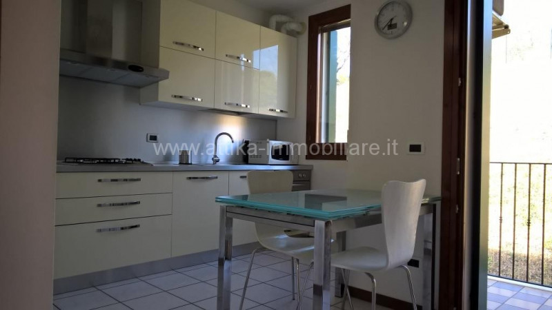 Appartamento in vendita a Lozzo Atestino, 8 locali, zona Località: Lozzo Atestino, prezzo € 108.000 | PortaleAgenzieImmobiliari.it