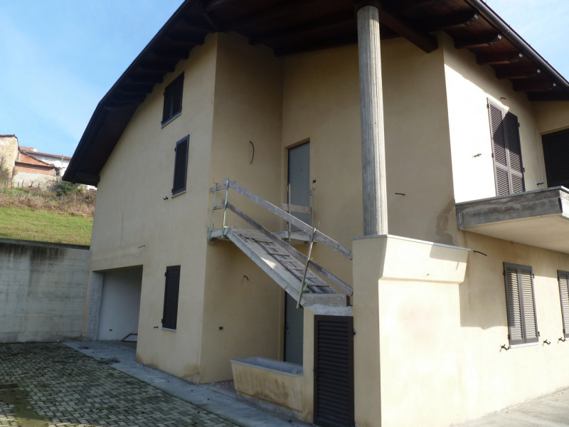 Villa Bifamiliare in vendita a Cerrina Monferrato, 5 locali, zona Località: Cerrina Monferrato, prezzo € 210.000 | CambioCasa.it