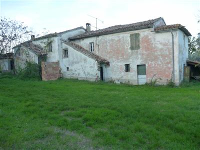 Rustico / Casale in vendita a Montegridolfo - Zona: San Pietro