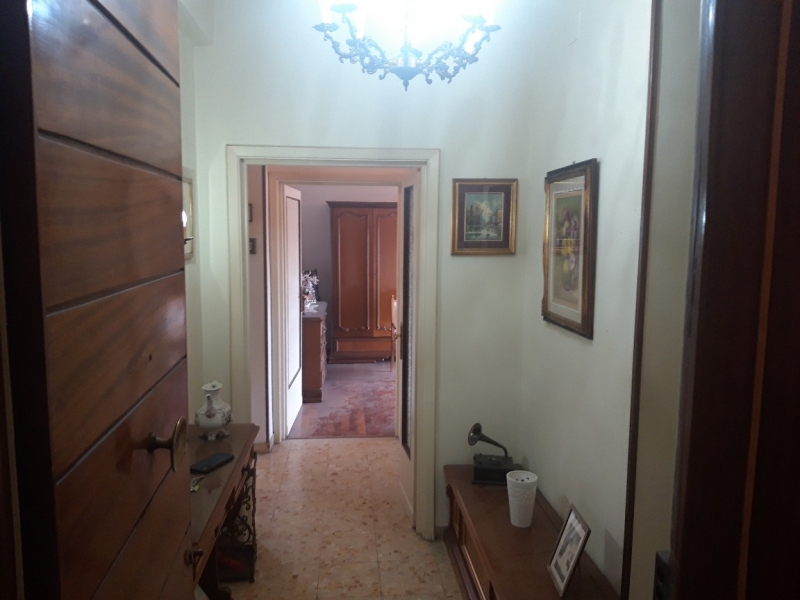 Appartamento in vendita a Montecatini-Terme, 4 locali, prezzo € 129.000 | PortaleAgenzieImmobiliari.it