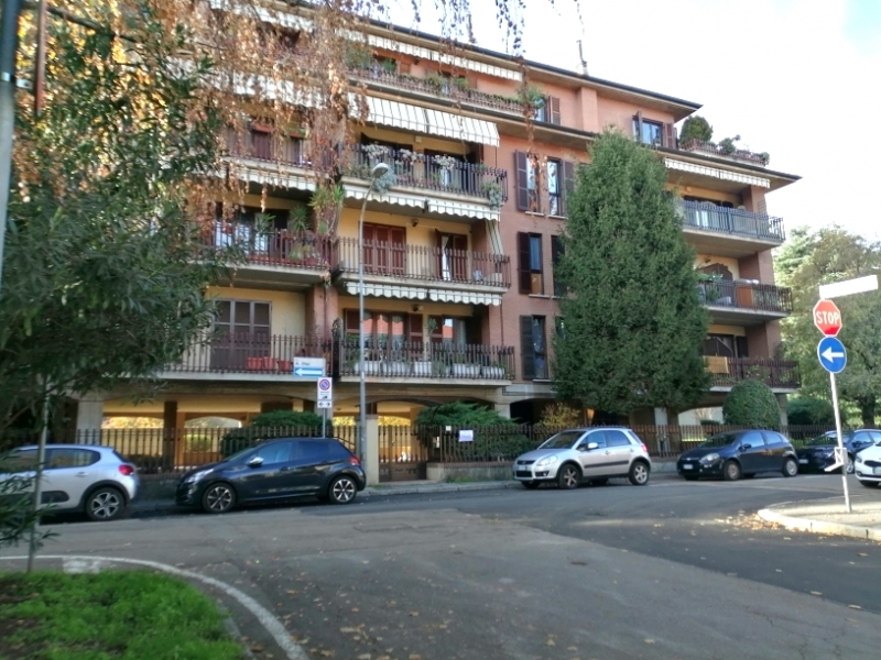 Appartamento in vendita a Varedo, 3 locali, prezzo € 180.000 | PortaleAgenzieImmobiliari.it