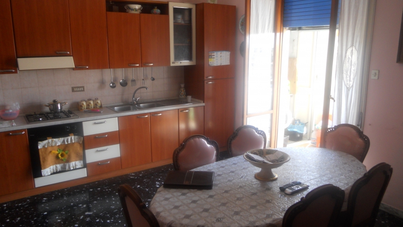 Appartamento in vendita a Aversa, 3 locali, prezzo € 140.000 | CambioCasa.it