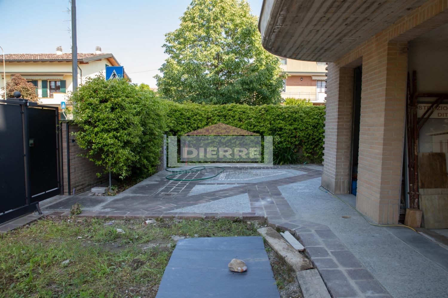 Villa a Schiera in vendita a Soliera, 5 locali, prezzo € 320.000 | PortaleAgenzieImmobiliari.it