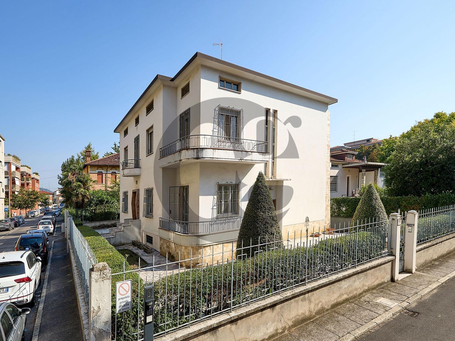 Appartamento in vendita a Brescia, 5 locali, prezzo € 260.000 | PortaleAgenzieImmobiliari.it