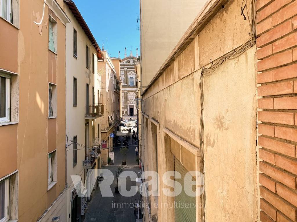 Appartamento in vendita a Frascati, 5 locali, prezzo € 299.000 | CambioCasa.it