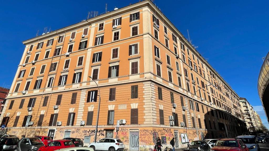Appartamento in vendita a Roma, 2 locali, zona Zona: 7 . Esquilino, San Lorenzo, Termini, prezzo € 259.000 | CambioCasa.it