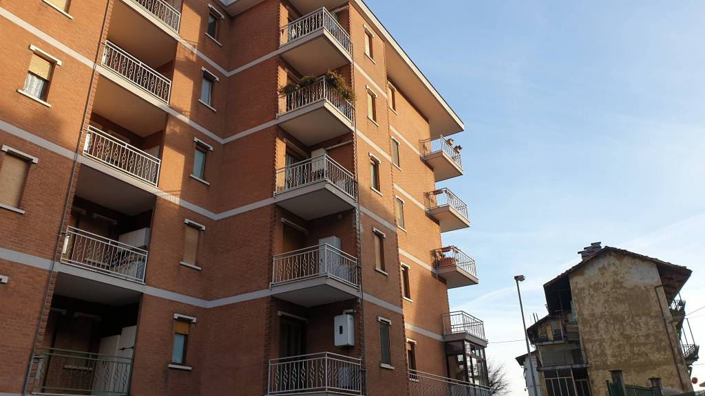 Appartamento in vendita a Forno Canavese, 4 locali, prezzo € 35.000 | CambioCasa.it