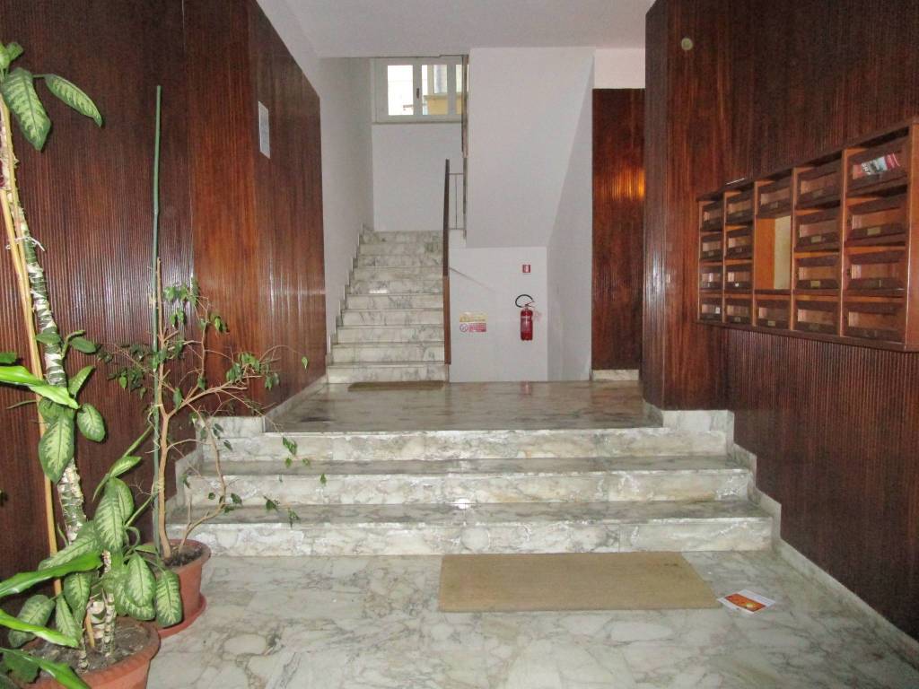 Appartamento in vendita a Livorno, 4 locali, prezzo € 160.000 | PortaleAgenzieImmobiliari.it