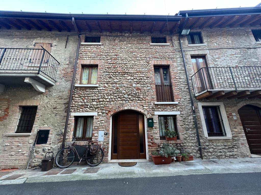 Appartamento in vendita a Castenedolo, 3 locali, prezzo € 79.000 | PortaleAgenzieImmobiliari.it