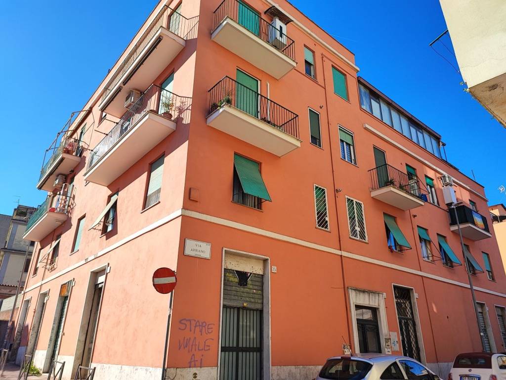 Appartamento in vendita a Roma, 3 locali, zona Zona: 10 . Pigneto, Largo Preneste, prezzo € 189.000 | CambioCasa.it