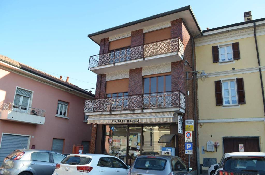 Appartamento in vendita a Borgo Ticino, 5 locali, prezzo € 120.000 | PortaleAgenzieImmobiliari.it