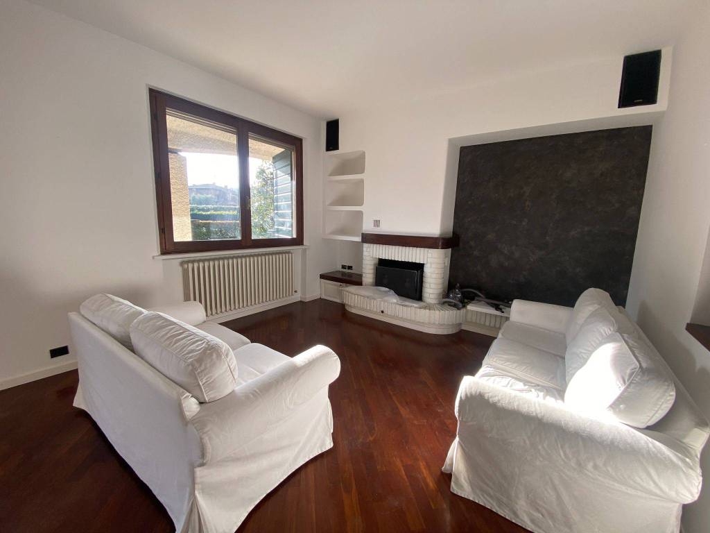 Appartamento in vendita a Sassuolo, 6 locali, prezzo € 450.000 | PortaleAgenzieImmobiliari.it