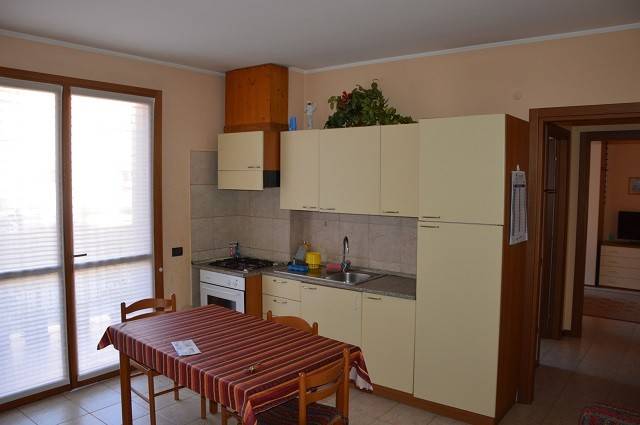 Appartamento in affitto a Lonate Pozzolo, 2 locali, prezzo € 600 | CambioCasa.it