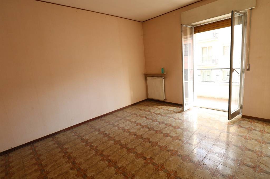 Appartamento in vendita a Acqui Terme, 3 locali, prezzo € 58.000 | PortaleAgenzieImmobiliari.it