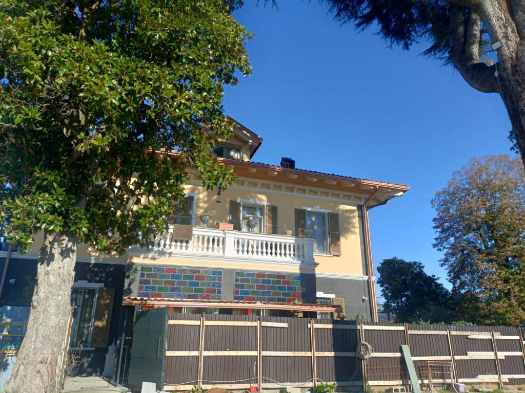 Villa in vendita a Verolengo, 12 locali, prezzo € 2.200.000 | PortaleAgenzieImmobiliari.it