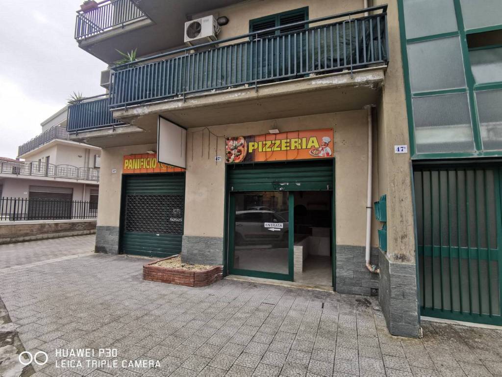 Negozio / Locale in vendita a Belpasso, 4 locali, prezzo € 80.000 | PortaleAgenzieImmobiliari.it