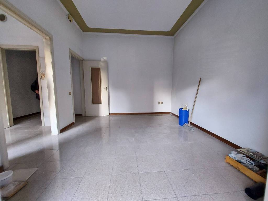Appartamento in vendita a Pesaro, 4 locali, prezzo € 260.000 | PortaleAgenzieImmobiliari.it