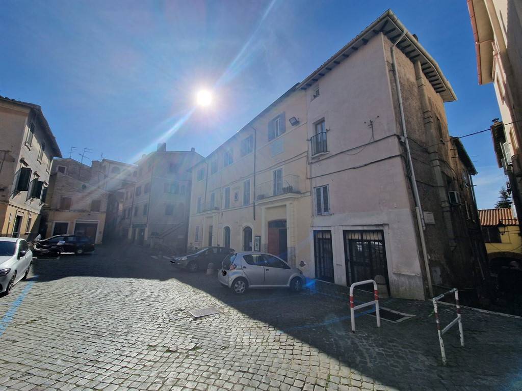 Appartamento in vendita a Palestrina, 5 locali, prezzo € 109.000 | PortaleAgenzieImmobiliari.it