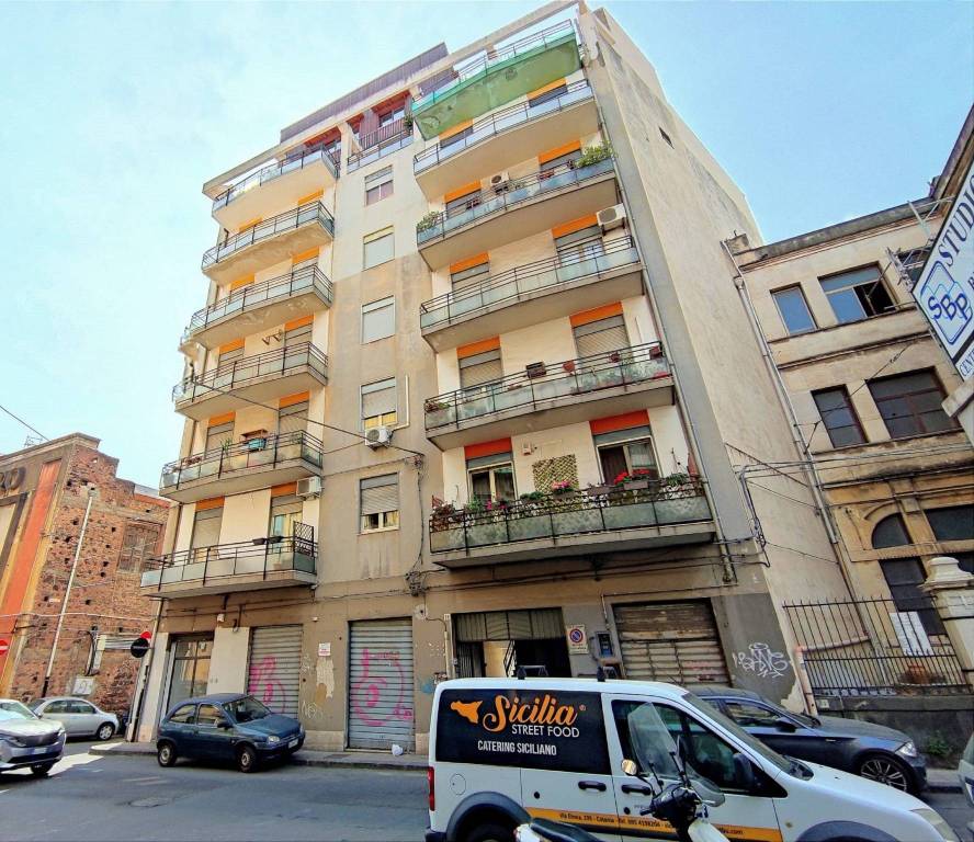 Appartamento in vendita a Catania, 4 locali, prezzo € 139.000 | PortaleAgenzieImmobiliari.it
