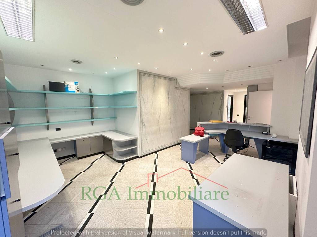 Ufficio / Studio in affitto a Bergamo, 4 locali, prezzo € 900 | PortaleAgenzieImmobiliari.it