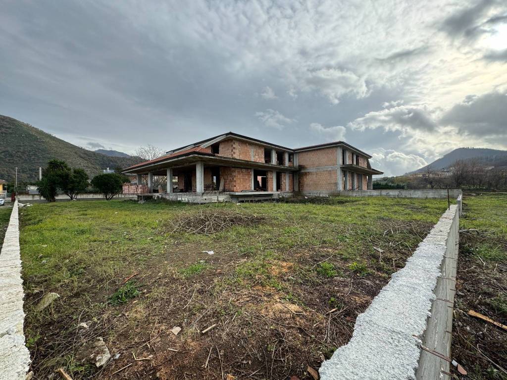 Villa in vendita a Nocera Superiore, 7 locali, prezzo € 430.000 | PortaleAgenzieImmobiliari.it