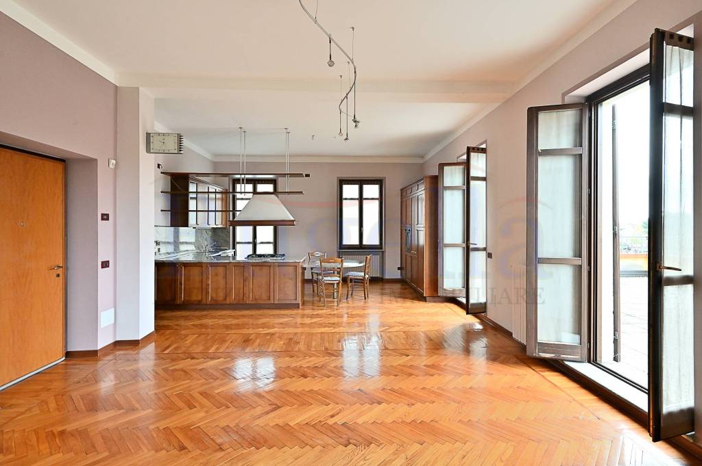Appartamento in vendita a Cossato, 4 locali, prezzo € 160.000 | PortaleAgenzieImmobiliari.it