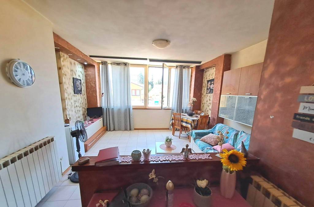 Appartamento in vendita a Spoleto, 3 locali, prezzo € 120.000 | PortaleAgenzieImmobiliari.it