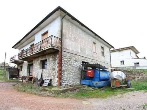 Rustico / Casale in vendita a Crespina Lorenzana, 7 locali, prezzo € 250.000 | PortaleAgenzieImmobiliari.it