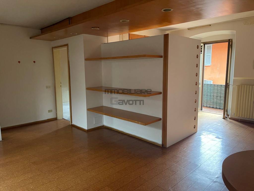 Appartamento in vendita a Alzano Lombardo, 3 locali, prezzo € 125.000 | PortaleAgenzieImmobiliari.it