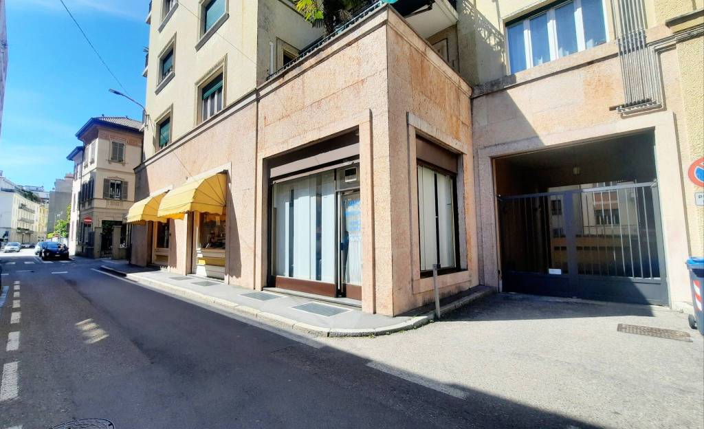 Negozio / Locale in affitto a Varese, 2 locali, prezzo € 1.000 | PortaleAgenzieImmobiliari.it