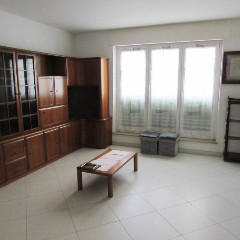 Appartamento in vendita a Falconara Marittima, 2 locali, prezzo € 49.000 | PortaleAgenzieImmobiliari.it