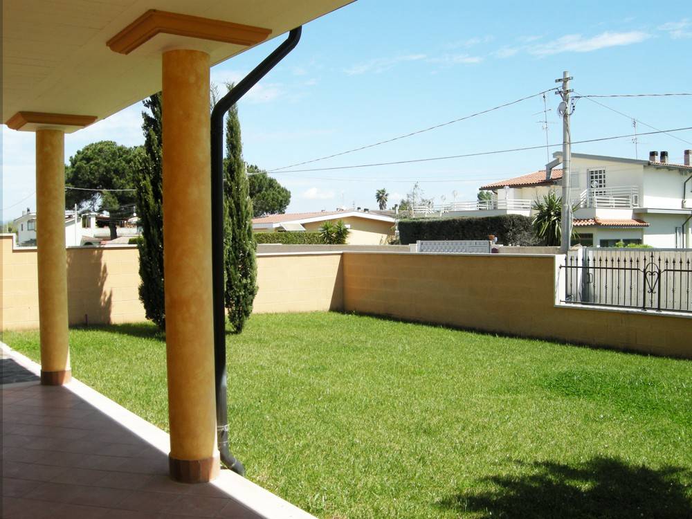 Villa in vendita a Anzio, 4 locali, prezzo € 225.000 | PortaleAgenzieImmobiliari.it