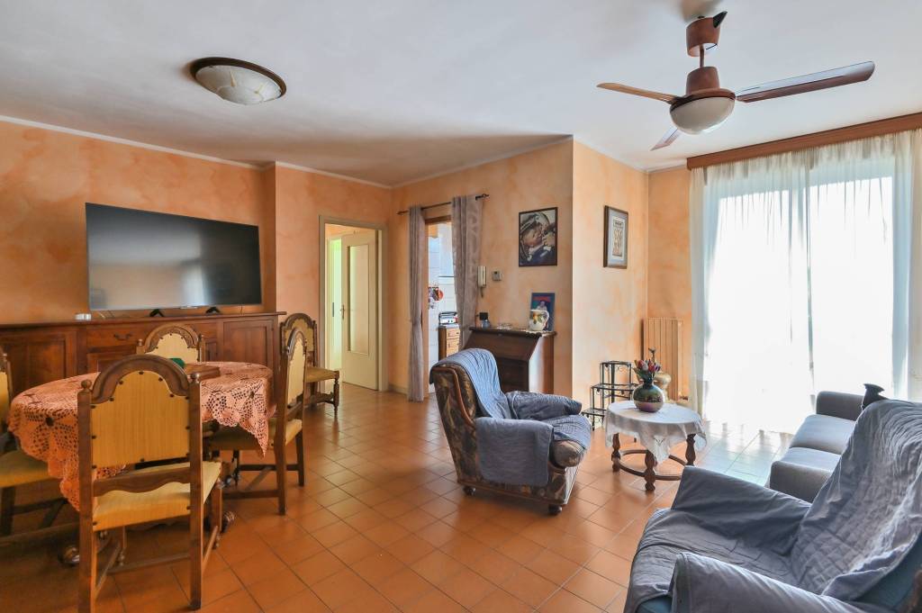 Appartamento in vendita a Vigliano Biellese, 4 locali, prezzo € 50.000 | PortaleAgenzieImmobiliari.it
