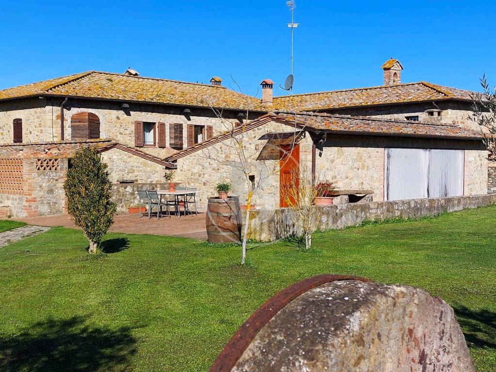 Rustico / Casale in vendita a Castelnuovo Berardenga, 25 locali, prezzo € 1.900.000 | PortaleAgenzieImmobiliari.it