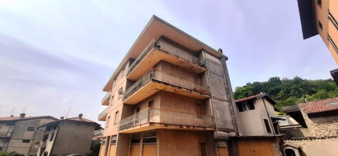 Appartamento in vendita a Almenno San Salvatore, 5 locali, prezzo € 310.000 | PortaleAgenzieImmobiliari.it