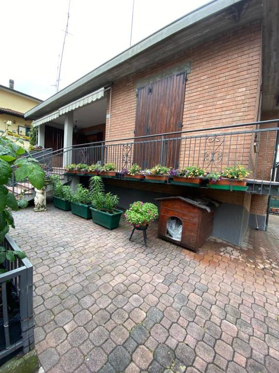 Villa in vendita a Sassuolo, 7 locali, prezzo € 450.000 | PortaleAgenzieImmobiliari.it